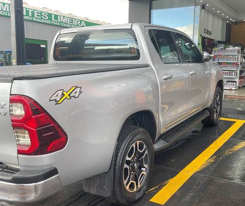 TOYOTA HILUX 2.7 SRV 4X4 CD 16V FLEX 4P AUTOMÁTICO